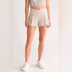 Yogalicious Lux Meredith Shorts Skort Pleated Athletic Tennis Short Beige Size S